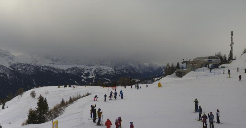 Webcam Folgarida-Marilleva  (Skiarea Campiglio Dolomiti di Brenta - Val di Sole Val Rendena) - Seggiovia Malghette 