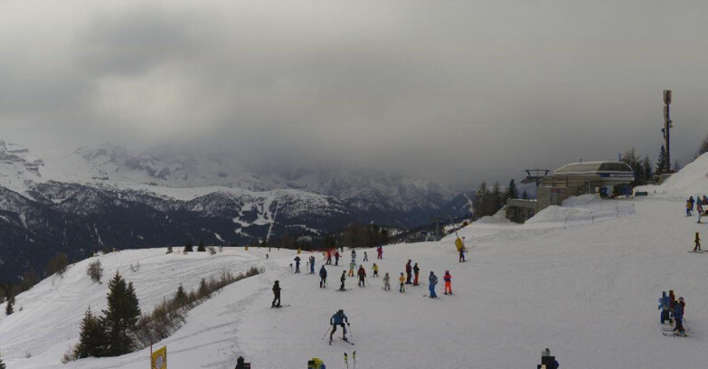 Webcam Folgarida-Marilleva  (Skiarea Campiglio Dolomiti di Brenta - Val di Sole Val Rendena) - Seggiovia Malghette 