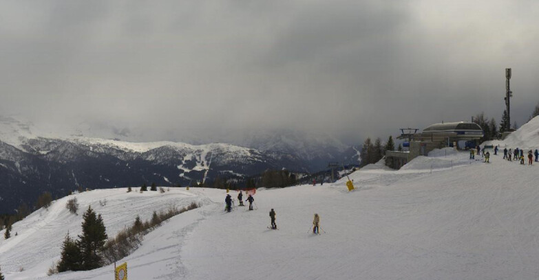 Webcam Folgarida-Marilleva  (Skiarea Campiglio Dolomiti di Brenta - Val di Sole Val Rendena) - Seggiovia Malghette 