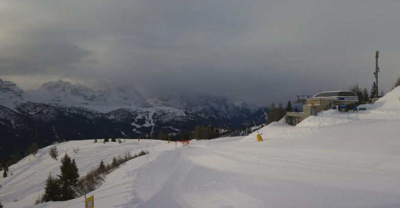 Webcam Folgarida-Marilleva  (Skiarea Campiglio Dolomiti di Brenta - Val di Sole Val Rendena) - Seggiovia Malghette 