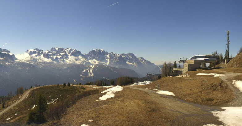 Webcam Skiarea Campiglio Dolomiti di Brenta Val di Sole Val Rendena - Seggiovia Malghette 