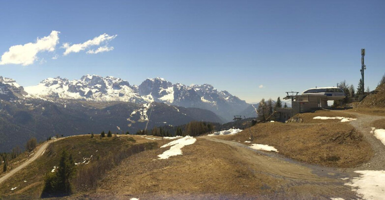 Webcam Skiarea Campiglio Dolomiti di Brenta Val di Sole Val Rendena - Seggiovia Malghette 