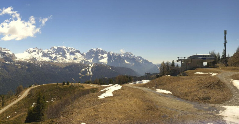 Webcam Skiarea Campiglio Dolomiti di Brenta Val di Sole Val Rendena - Seggiovia Malghette 