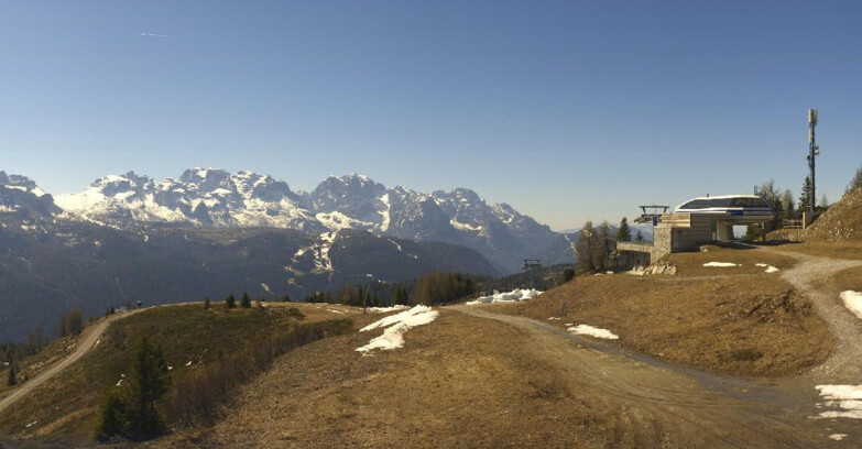 Webcam Folgarida-Marilleva  (Skiarea Campiglio Dolomiti di Brenta - Val di Sole Val Rendena) - Seggiovia Malghette 