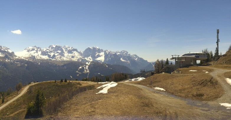 Webcam Skiarea Campiglio Dolomiti di Brenta Val di Sole Val Rendena - Seggiovia Malghette 