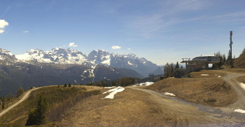 Webcam Skiarea Campiglio Dolomiti di Brenta Val di Sole Val Rendena - Seggiovia Malghette 