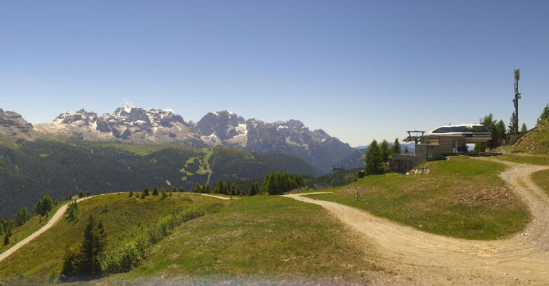 Webcam Ski area Campiglio Dolomiti di Brenta Val di Sole Val Rendena - Seggiovia Malghette 