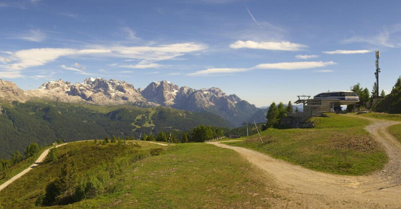 Webcam Ski area Campiglio Dolomiti di Brenta Val di Sole Val Rendena - Seggiovia Malghette 