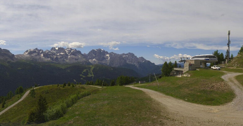 Webcam Skiarea Campiglio Dolomiti di Brenta Val di Sole Val Rendena - Seggiovia Malghette 