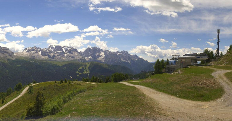 Webcam Skiarea Campiglio Dolomiti di Brenta Val di Sole Val Rendena - Seggiovia Malghette 