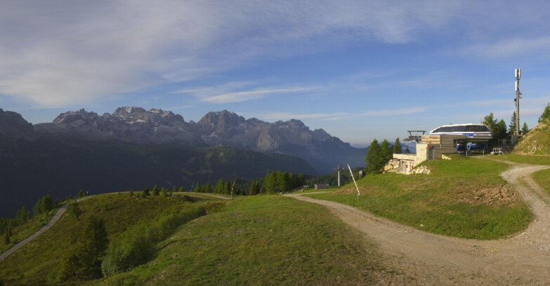Webcam Skiarea Campiglio Dolomiti di Brenta Val di Sole Val Rendena - Seggiovia Malghette 