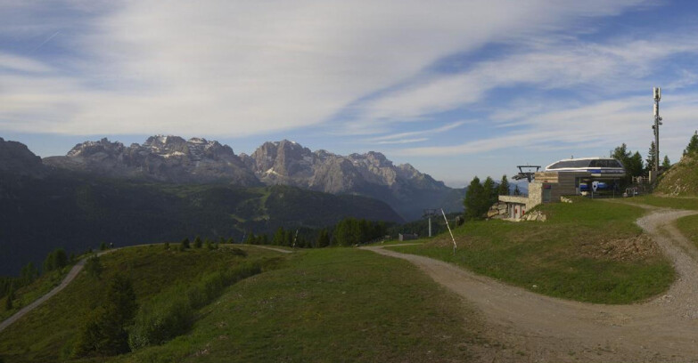 Webcam Skiarea Campiglio Dolomiti di Brenta Val di Sole Val Rendena - Seggiovia Malghette 