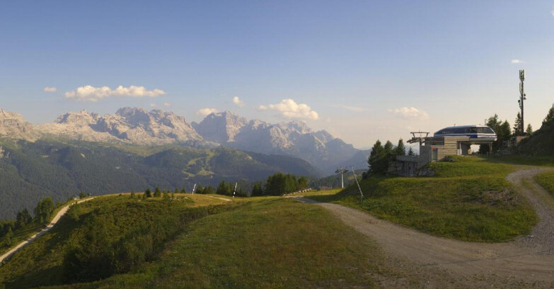 Webcam Skiarea Campiglio Dolomiti di Brenta Val di Sole Val Rendena - Seggiovia Malghette 