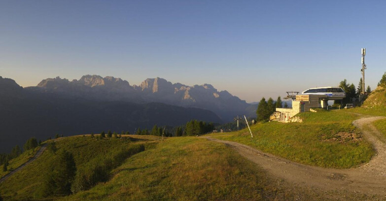 Webcam Skiarea Campiglio Dolomiti di Brenta Val di Sole Val Rendena - Seggiovia Malghette 