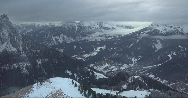 Webcam Pozza di Fassa-Aloch-Buffaure  - Cabinovia Buffaure - Stazione a Monte