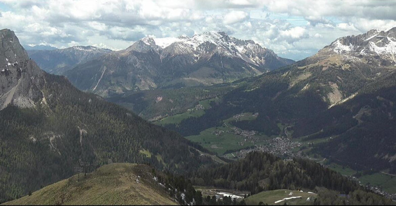 Webcam Pozza di Fassa-Aloch-Buffaure  - Cabinovia Buffaure - Stazione a Monte