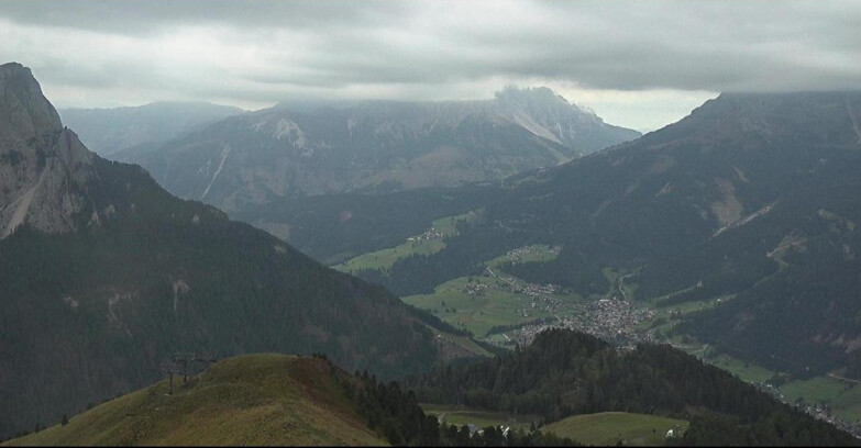 Webcam Pozza di Fassa-Aloch-Buffaure  - Cabinovia Buffaure - Stazione a Monte