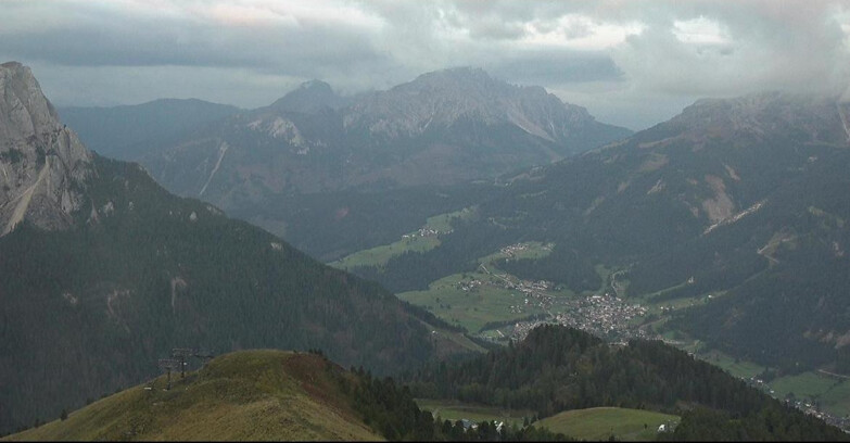 Webcam Pozza di Fassa-Aloch-Buffaure  - Cabinovia Buffaure - Stazione a Monte