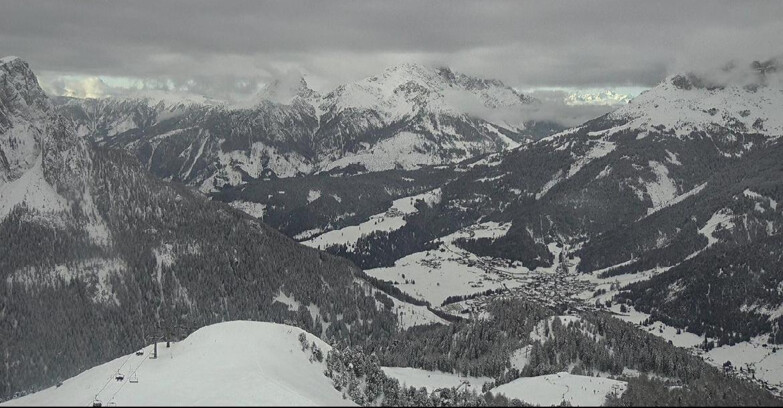 Webcam Pozza di Fassa-Aloch-Buffaure  - Cabinovia Buffaure - Stazione a Monte