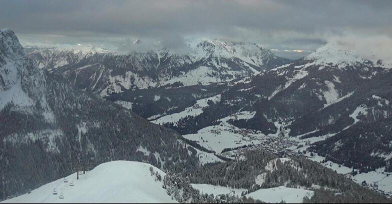 Webcam Pozza di Fassa-Aloch-Buffaure  - Cabinovia Buffaure - Stazione a Monte