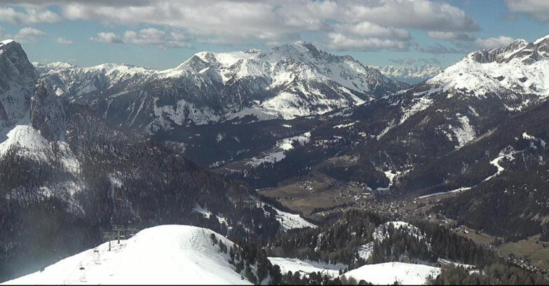 Webcam Pozza di Fassa-Aloch-Buffaure  - Cabinovia Buffaure - Stazione a Monte