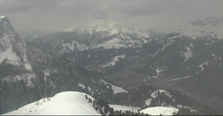 Webcam Pozza di Fassa-Aloch-Buffaure  - Cabinovia Buffaure - Stazione a Monte