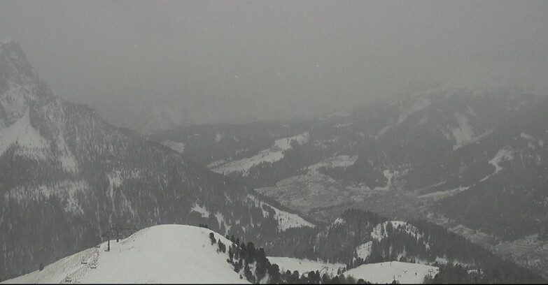 Webcam Pozza di Fassa-Aloch-Buffaure - Cabinovia Buffaure - Stazione a Monte