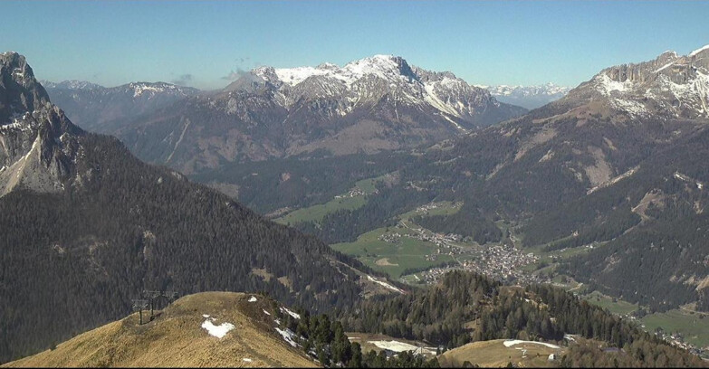 Webcam Pozza di Fassa-Aloch-Buffaure  - Cabinovia Buffaure - Stazione a Monte