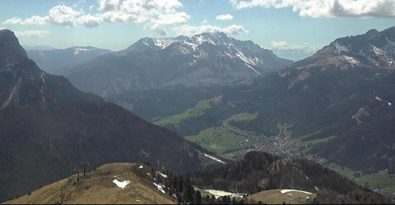 Webcam Pozza di Fassa-Aloch-Buffaure  - Cabinovia Buffaure - Stazione a Monte