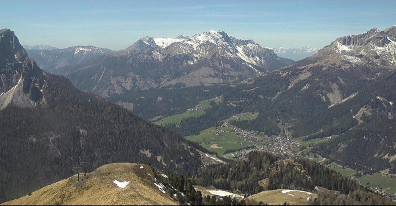 Webcam Pozza di Fassa-Aloch-Buffaure  - Cabinovia Buffaure - Stazione a Monte