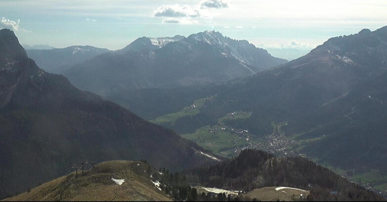 Webcam Pozza di Fassa-Aloch-Buffaure  - Cabinovia Buffaure - Stazione a Monte