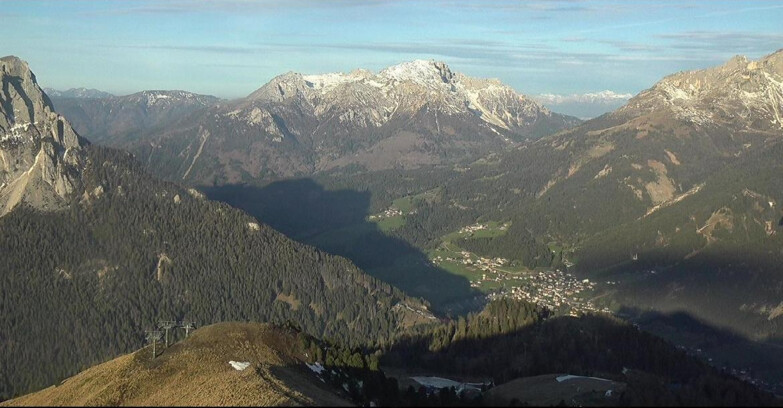 Webcam Pozza di Fassa-Aloch-Buffaure  - Cabinovia Buffaure - Stazione a Monte