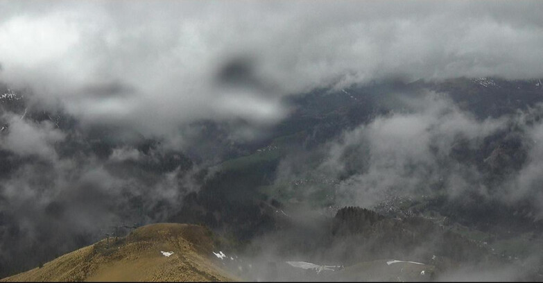 Webcam Pozza di Fassa-Aloch-Buffaure  - Cabinovia Buffaure - Stazione a Monte