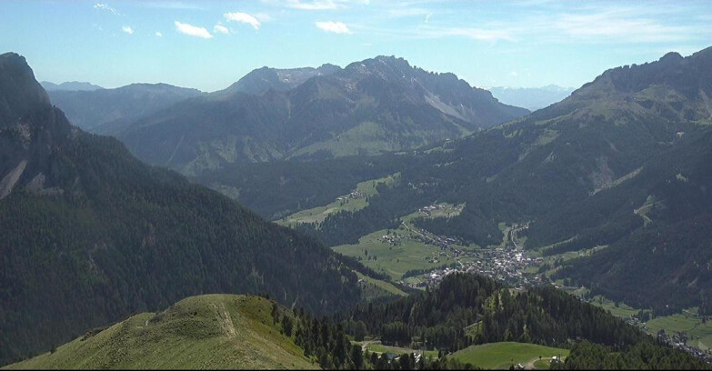 Webcam Pozza di Fassa-Aloch-Buffaure - Cabinovia Buffaure - Stazione a Monte