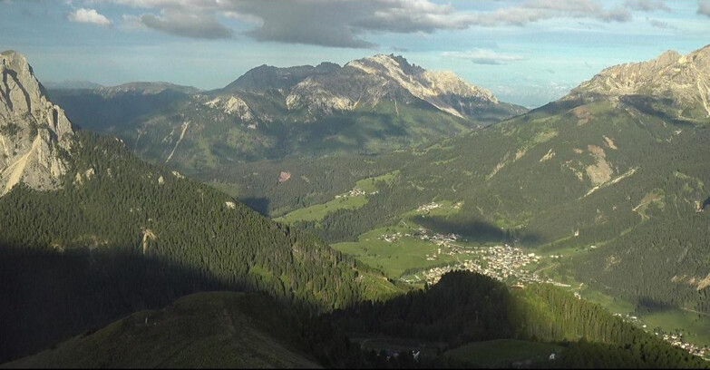 Webcam Pozza di Fassa-Aloch-Buffaure - Cabinovia Buffaure - Stazione a Monte