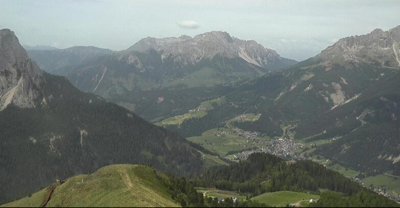 Webcam Pozza di Fassa-Aloch-Buffaure  - Cabinovia Buffaure - Stazione a Monte
