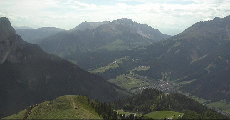 Webcam Pozza di Fassa-Aloch-Buffaure  - Cabinovia Buffaure - Stazione a Monte