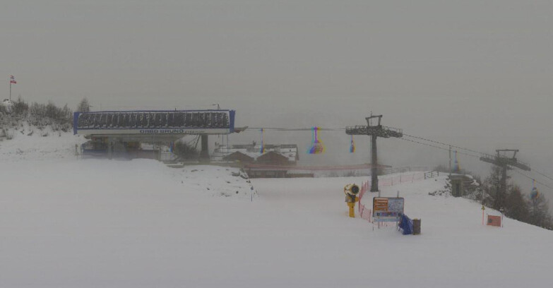 Webcam Folgarida-Marilleva  (Skiarea Campiglio Dolomiti di Brenta - Val di Sole Val Rendena) - Seggiovia Orso Bruno 