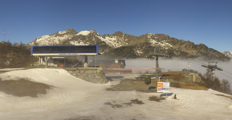 Webcam Skiarea Campiglio Dolomiti di Brenta Val di Sole Val Rendena - Seggiovia Orso Bruno 