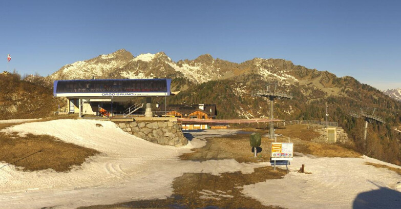 Webcam Folgarida-Marilleva  (Skiarea Campiglio Dolomiti di Brenta - Val di Sole Val Rendena) - Seggiovia Orso Bruno 