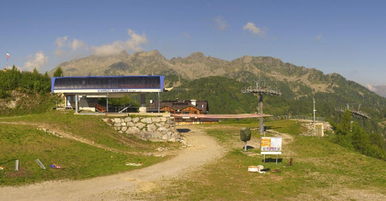 Webcam Folgarida-Marilleva  (Skiarea Campiglio Dolomiti di Brenta - Val di Sole Val Rendena) - Seggiovia Orso Bruno 