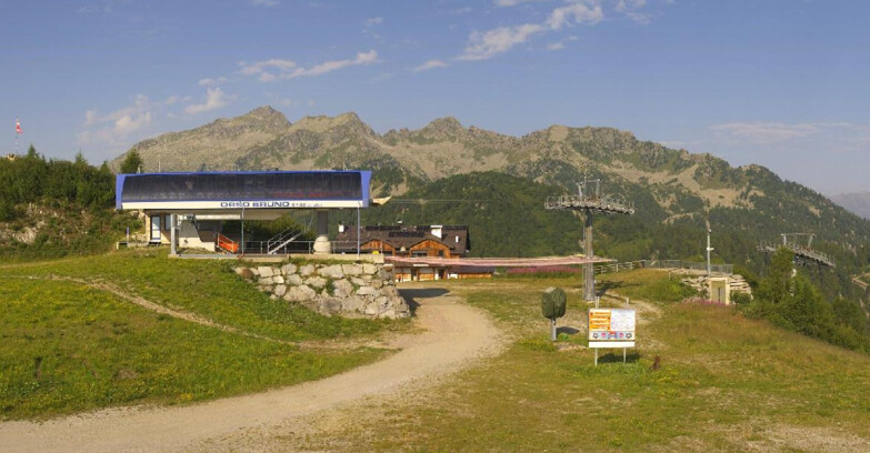 Webcam Folgarida-Marilleva  (Skiarea Campiglio Dolomiti di Brenta - Val di Sole Val Rendena) - Seggiovia Orso Bruno 