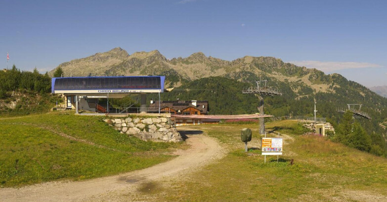 Webcam Folgarida-Marilleva  (Skiarea Campiglio Dolomiti di Brenta - Val di Sole Val Rendena) - Seggiovia Orso Bruno 