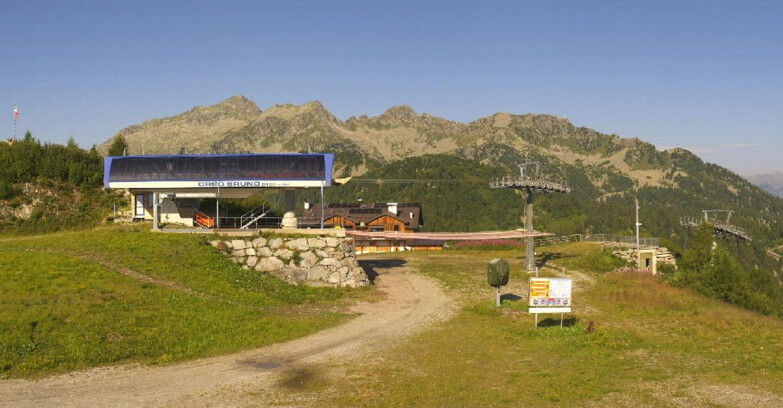 Webcam Folgarida-Marilleva  (Skiarea Campiglio Dolomiti di Brenta - Val di Sole Val Rendena) - Seggiovia Orso Bruno 