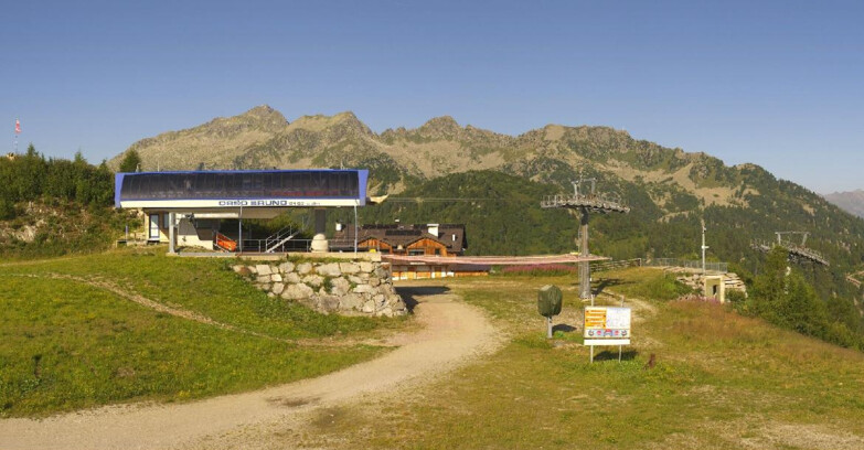 Webcam Skiarea Campiglio Dolomiti di Brenta Val di Sole Val Rendena - Seggiovia Orso Bruno 