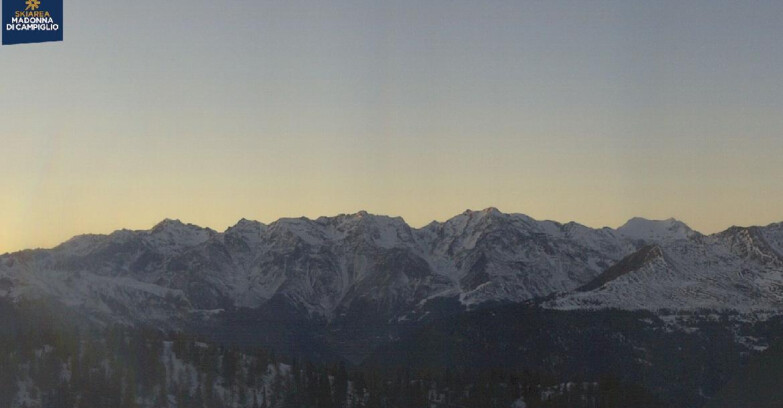 Webcam Skiarea Campiglio Dolomiti di Brenta Val di Sole Val Rendena - Gruppo Ortles-Cevedale 