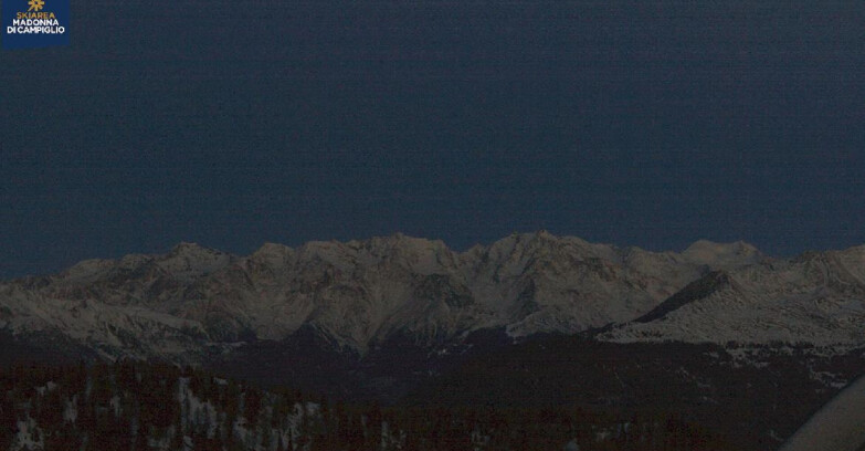 Webcam Skiarea Campiglio Dolomiti di Brenta Val di Sole Val Rendena - Gruppo Ortles-Cevedale 