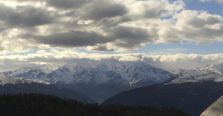 Webcam Skiarea Campiglio Dolomiti di Brenta Val di Sole Val Rendena - Gruppo Ortles-Cevedale 