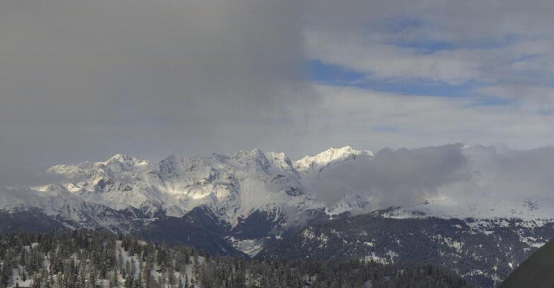 Webcam Folgarida-Marilleva  (Skiarea Campiglio Dolomiti di Brenta - Val di Sole Val Rendena) - Gruppo Ortles-Cevedale 