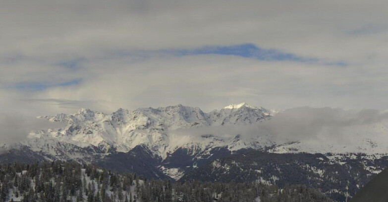 Webcam Folgarida-Marilleva  (Skiarea Campiglio Dolomiti di Brenta - Val di Sole Val Rendena) - Gruppo Ortles-Cevedale 